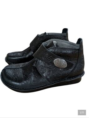 Alegria Caiti Night N Gale Leather Ankle Bootie Size 38